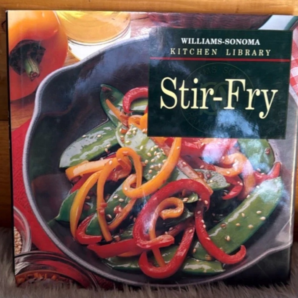 Williams-Sonoma Stir-Fry Cookbook — Red, Orange & Green Cover